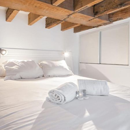 Guestready - Bright And Cosy Loft Near Part Dieu Metro ลียง ภายนอก รูปภาพ